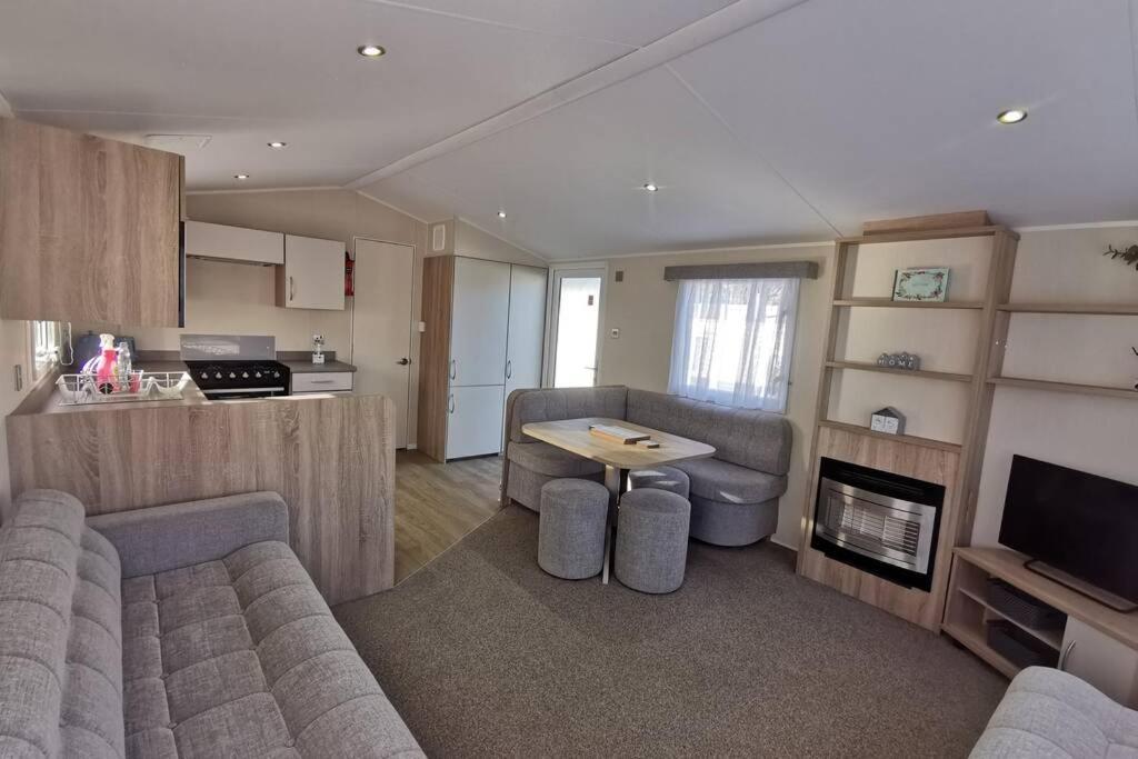 8 Sleep Chalet At Newquay Away Resorts Nb160 Luaran gambar